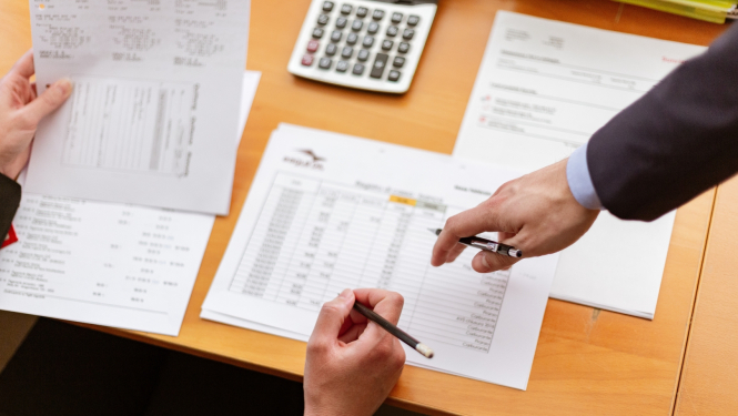 Personas raksta dokumentu