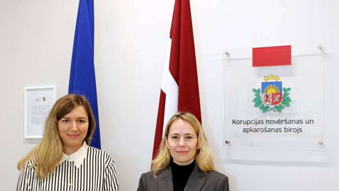 Attēlā redzamas OECD ekspertes Alise Bergruna (Alice Berggrun) un Pelageja Patsoule (Pelagia Patsoule) 