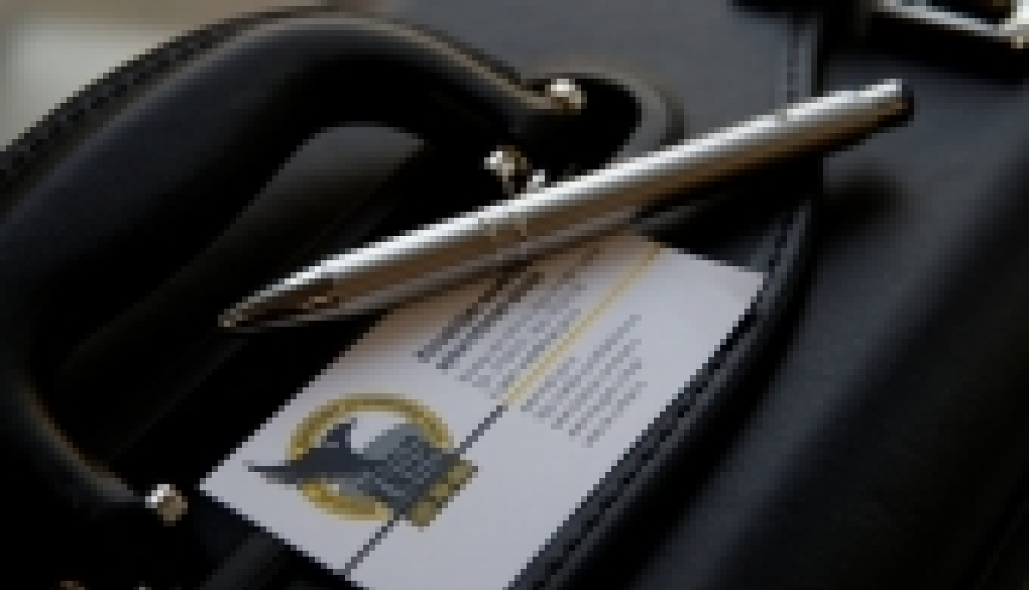 KNAB uzsācis kriminālprocesu par uzkūdīšanu veikt dienesta viltojumu un kukuļa piedāvāšanu