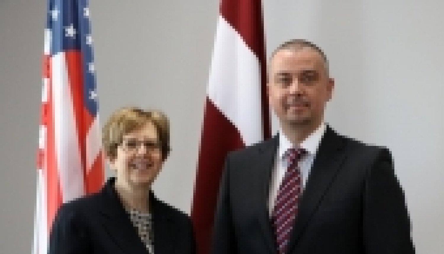 KNAB priekšnieks tiekas ar ASV vēstnieci Latvijā