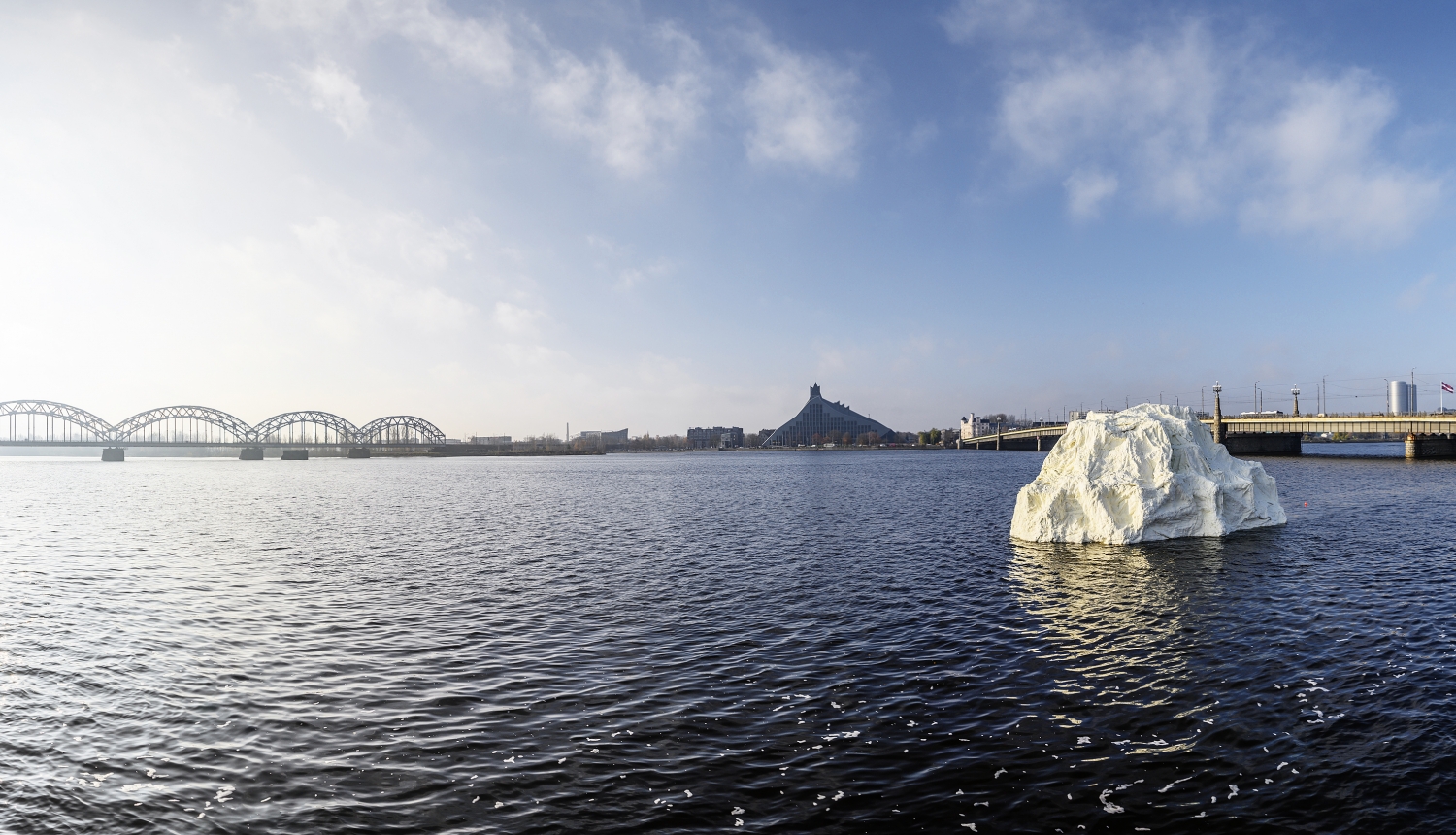 Korupcijas aisbergs Daugavā